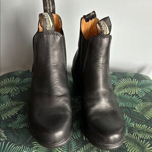 Blundstone Women’s Black Boots size 7.5
